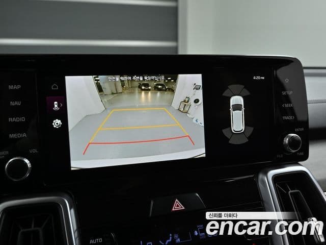 Kia Sorento 2023 — фото 15 из 20