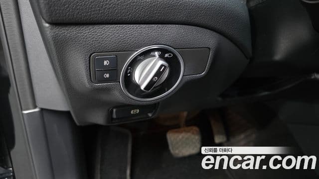 Mercedes-Benz GLA-Class 2019 — ფოტო 18/20