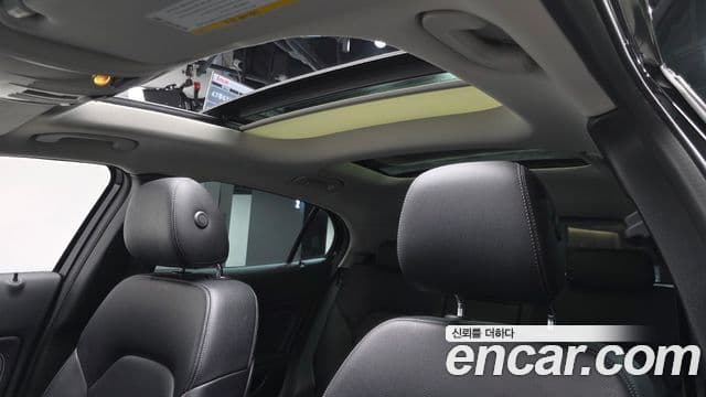 Mercedes-Benz GLA-Class 2019 — ფოტო 19/20