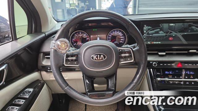 Kia Carnival 2021 — Şəkil 13/20