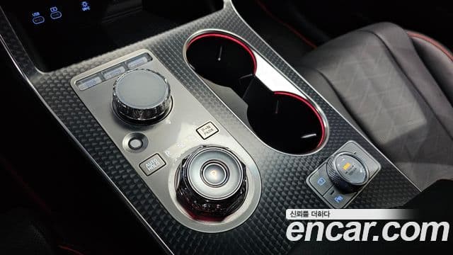 Genesis GV80 Coupe 2024 — Photo 17/20