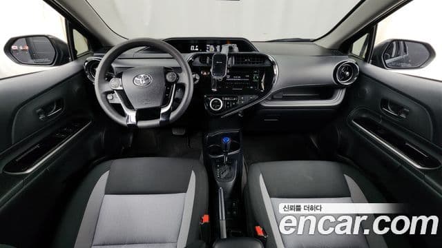 Toyota Prius C 2020 — Şəkil 2/20