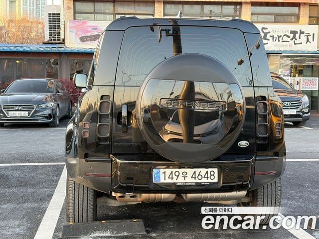 Land Rover Defender 2023 — ფოტო 5/19