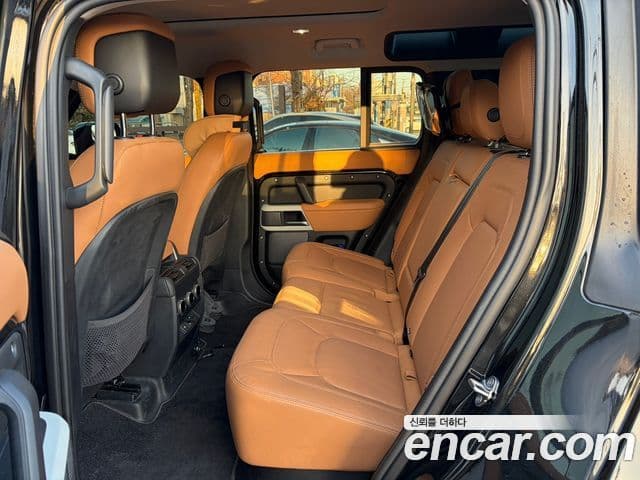Land Rover Defender 2023 — ფოტო 7/19