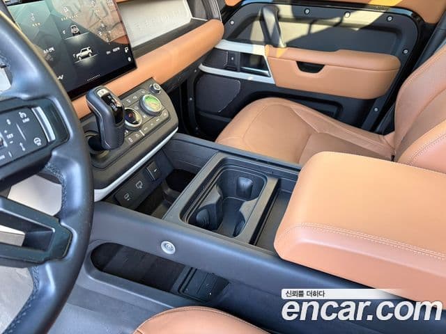 Land Rover Defender 2023 — ფოტო 11/19