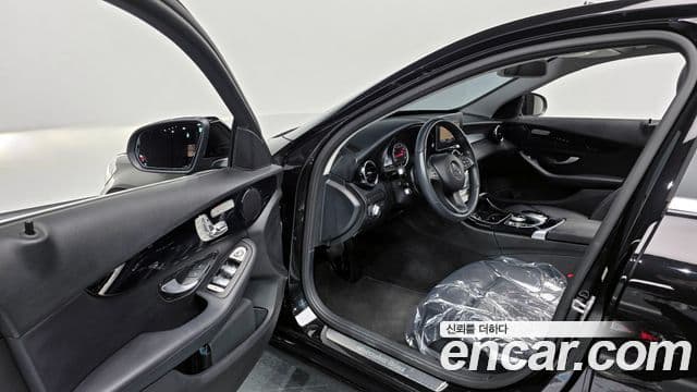 Mercedes-Benz C-Class 2018 — ფოტო 11/20