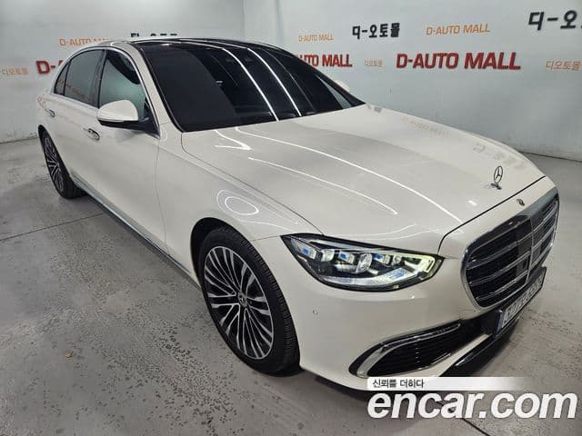 Mercedes-Benz S-Class 2022 — Photo 19/20