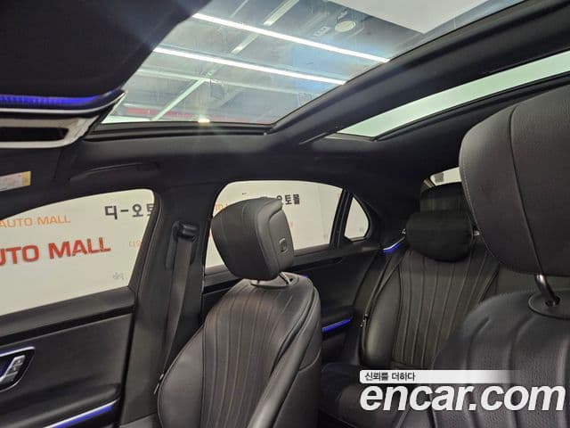 Mercedes-Benz S-Class 2022 — Photo 16/20
