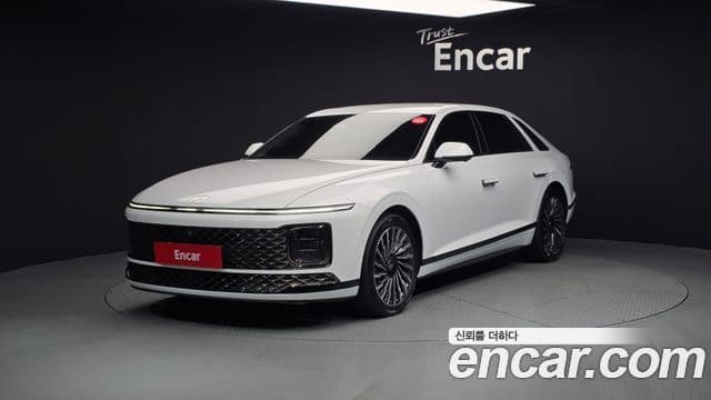 Hyundai Grandeur 2023 — Фото 1/20