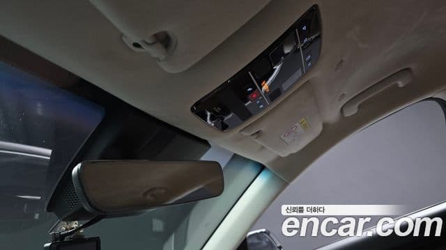 Hyundai Grandeur 2023 — Фото 19/20