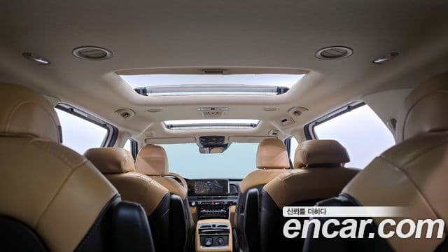 Kia Carnival 2020 — ფოტო 20/20