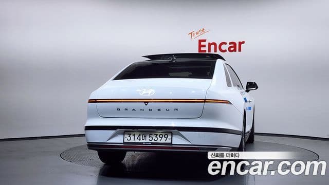 Hyundai Grandeur 2023 — Şəkil 4/20