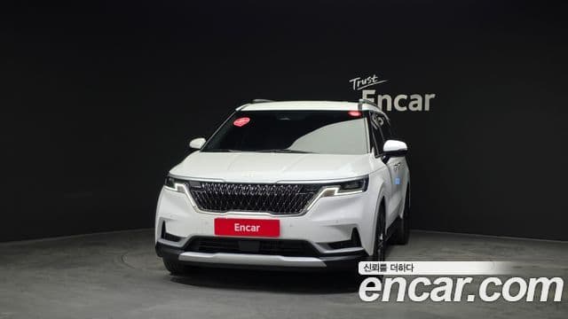 Kia Carnival 2022 — ფოტო 3/20