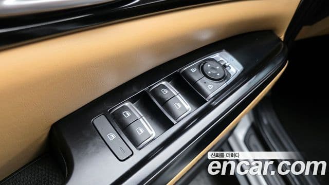 Kia Carnival 2022 — ფოტო 14/20
