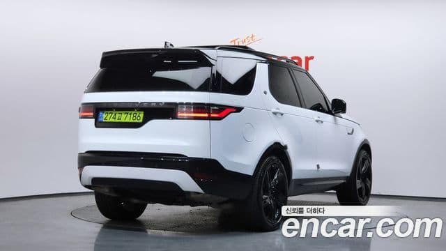 Land Rover Discovery 5 2024 — ფოტო 2/20