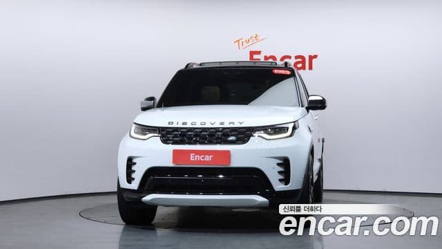 Land Rover Discovery 5 2024 — ფოტო 3/20