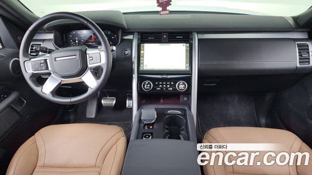 Land Rover Discovery 5 2024 — ფოტო 7/20