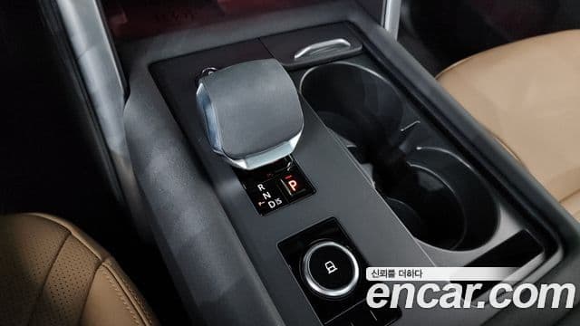 Land Rover Discovery 5 2024 — ფოტო 9/20