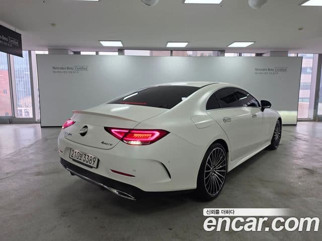 Mercedes-Benz CLS-Class 2022 — Photo 16/17