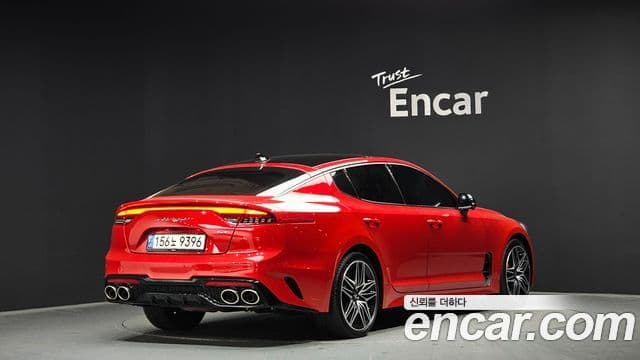 Kia Stinger 2020 — Şəkil 2/20