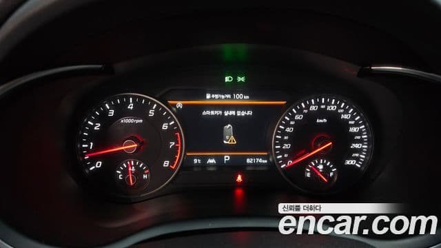 Kia Stinger 2020 — Şəkil 8/20