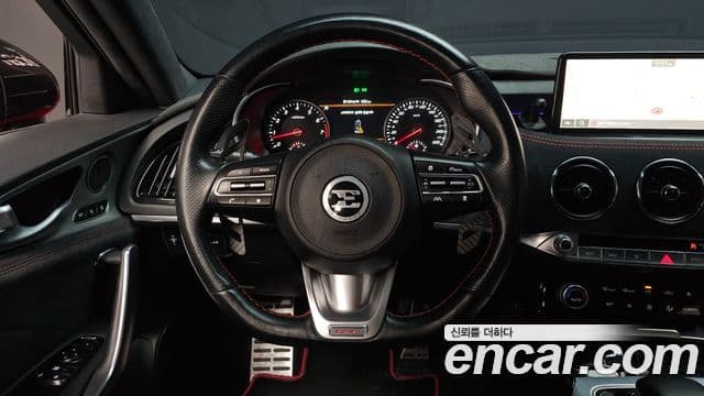 Kia Stinger 2020 — Şəkil 13/20