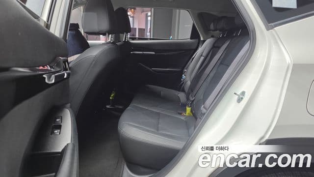 Kia Seltos 2022 — Şəkil 13/20