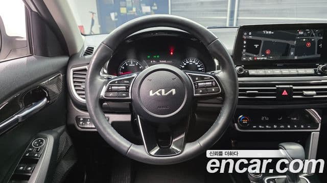 Kia Seltos 2022 — Şəkil 14/20