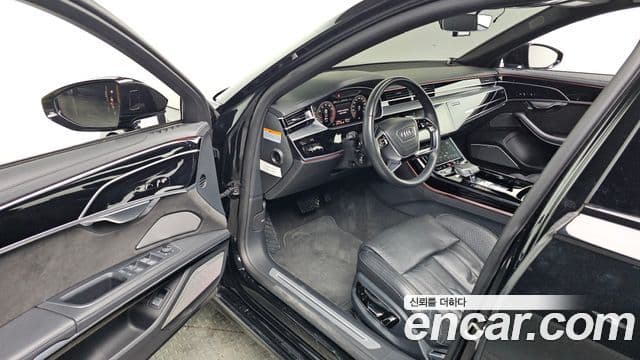 Audi A8 2021 — Photo 10/20