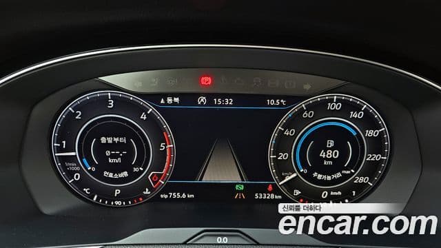 Volkswagen Arteon 2018 — ფოტო 8/20