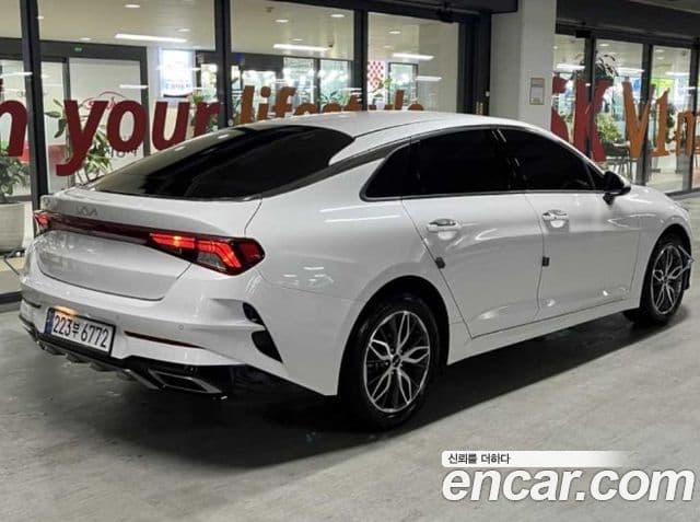 Kia K5 2023 — ფოტო 3/16