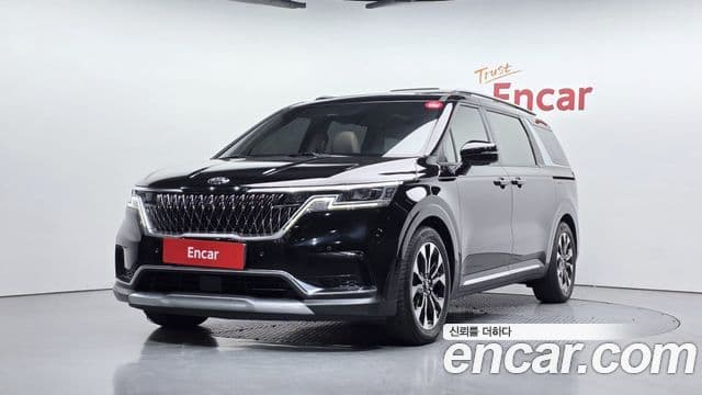 Kia Carnival 2021 — Фото 1/20