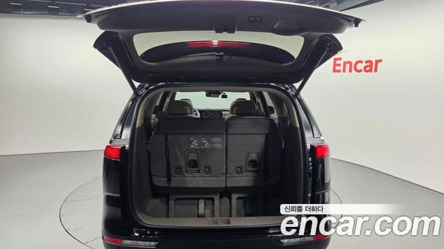 Kia Carnival 2021 — Фото 20/20
