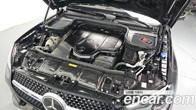 Mercedes-Benz GLE-Class 2025 — Photo 9/20