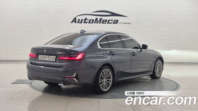 BMW 3 Series 2019 — Şəkil 10/20