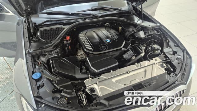 BMW 3 Series 2019 — Şəkil 19/20