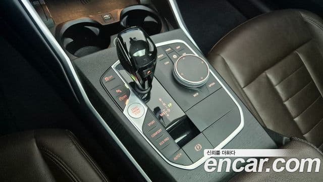 BMW 3 Series 2019 — Şəkil 11/20