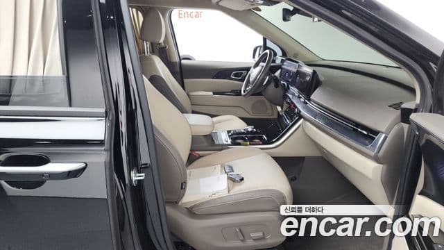 Kia Carnival 2022 — Şəkil 11/20