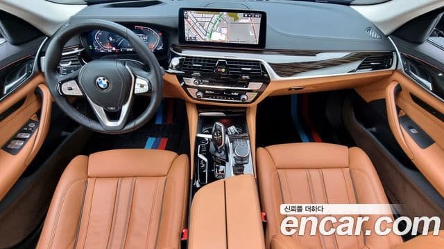 BMW 5 Series 2023 — Şəkil 7/20