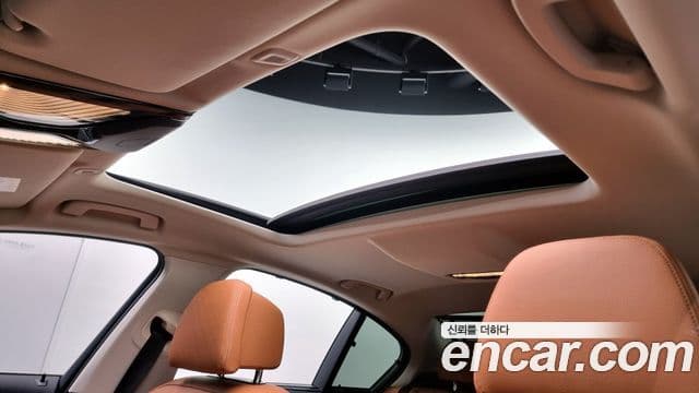 BMW 5 Series 2023 — Şəkil 19/20
