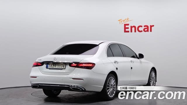 Mercedes-Benz E-Class 2021 — ფოტო 2/20