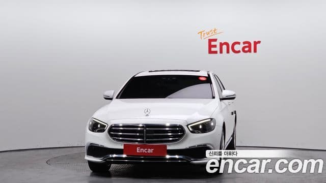 Mercedes-Benz E-Class 2021 — ფოტო 3/20