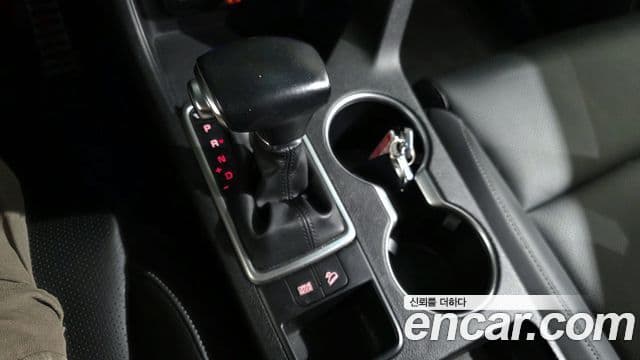 Kia Sportage The Bold 2020 — Şəkil 15/20