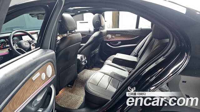 Mercedes-Benz E-Class 2020 — Şəkil 11/20