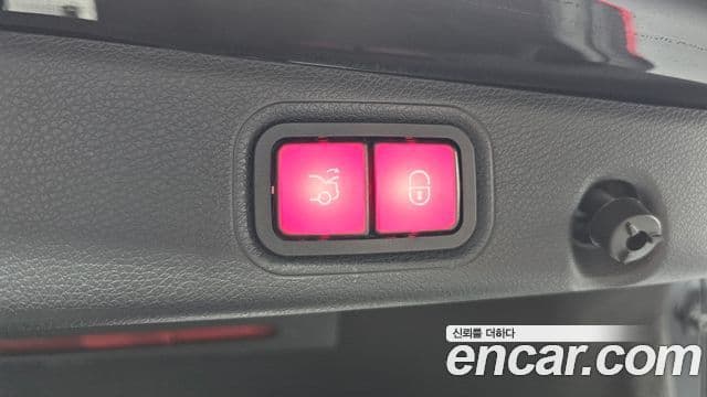 Mercedes-Benz E-Class 2020 — Şəkil 18/20