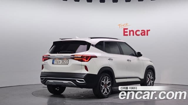 Kia Seltos 2022 — Şəkil 2/20