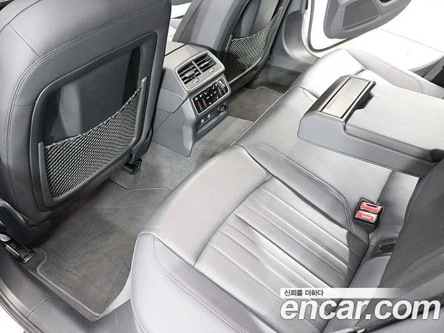 Audi A6 2021 — Şəkil 15/20
