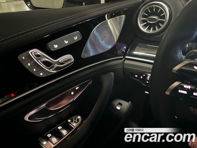 Mercedes-Benz AMG GT 2022 — фото 14 из 16