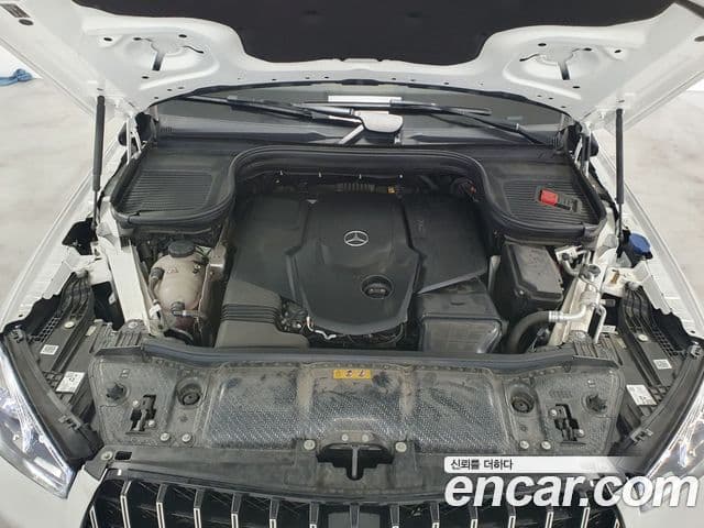 Mercedes-Benz GLE-Class 2023 — ფოტო 5/17