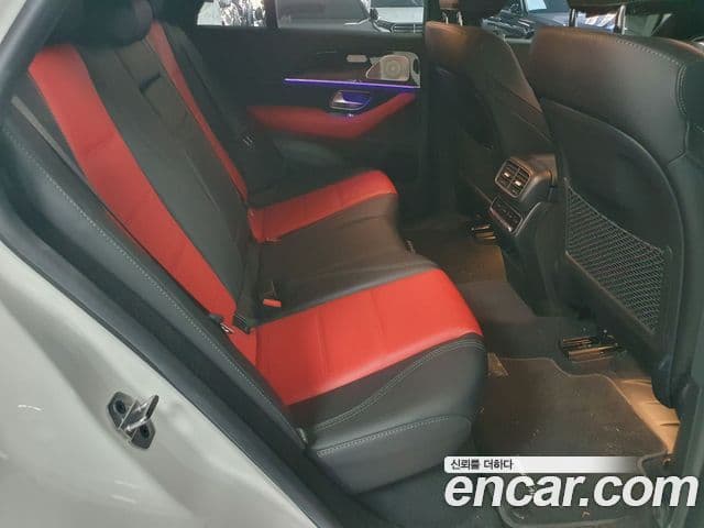 Mercedes-Benz GLE-Class 2023 — ფოტო 9/17